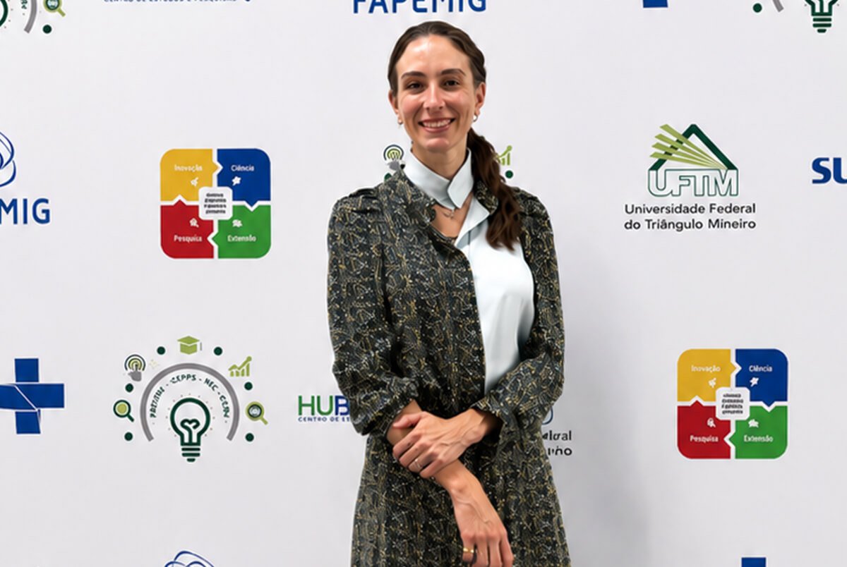 Dra. Christiana Vanni palestra sobre cirurgia robótica no II CEPIS da UFTM