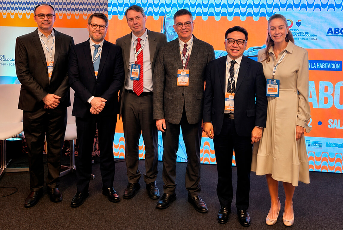 Dr. Genival Barbosa, Dr. Agricio Crespo, Dr. Daniel Marin Ramos, Dr. Rogerio Dedivides, Dr. Carlos Takahiro Chone e Dra. Christiana Vanni.
